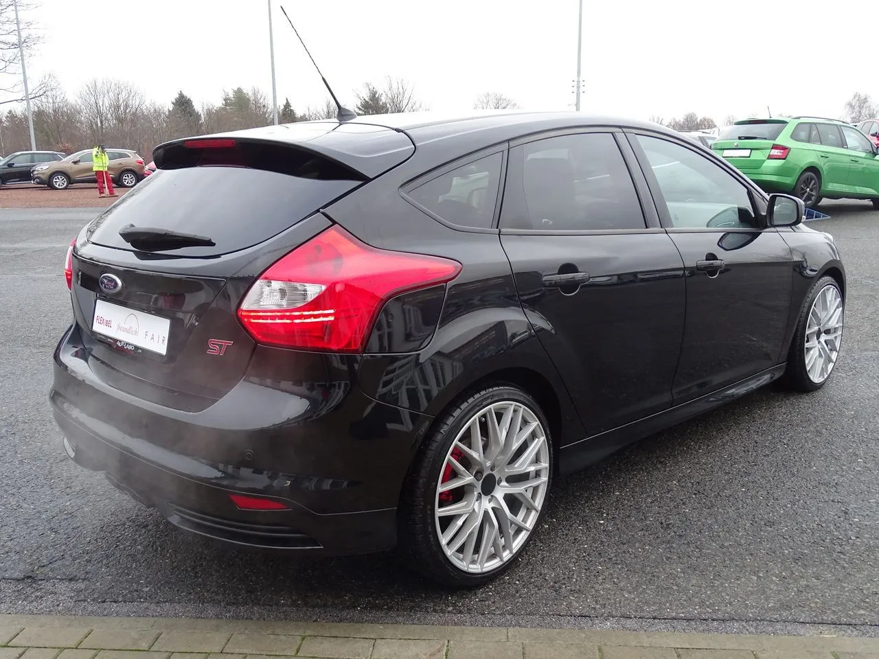 Ford Focus ST 2.0 EcoBoost...  Image 4