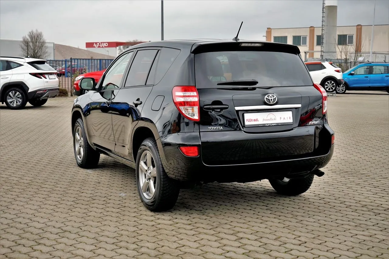 Toyota RAV4 2.0 2-Zonen-Klima...  Image 2