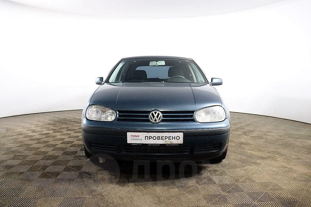 Volkswagen Golf Image 2