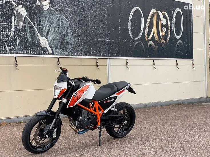 KTM Duke Image 5